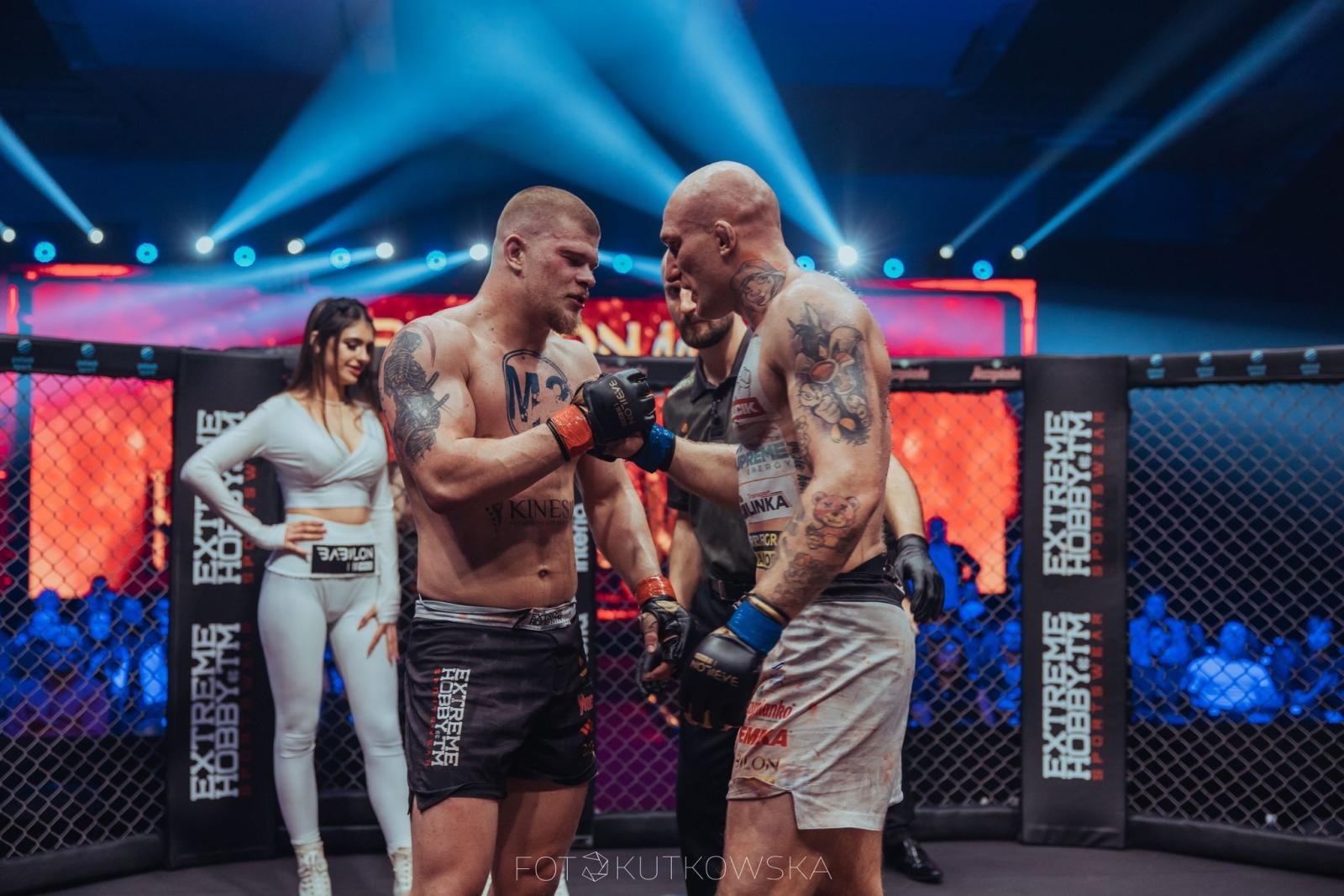 Zdjęcie w galerii na portalu naszraciborz.pl: Zwycięski zawodowy debiut Kamila Woźnego wiadomości z regionu