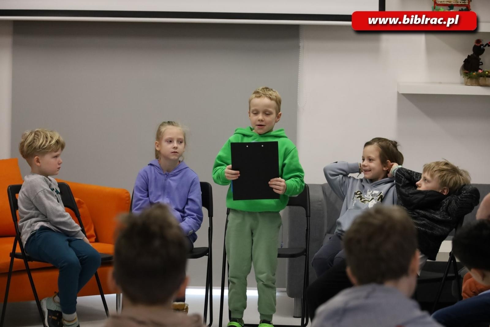 Zdjęcie w galerii na portalu naszraciborz.pl: Lekcje inne niż wszystkie w raciborskiej bibliotece wiadomości z regionu