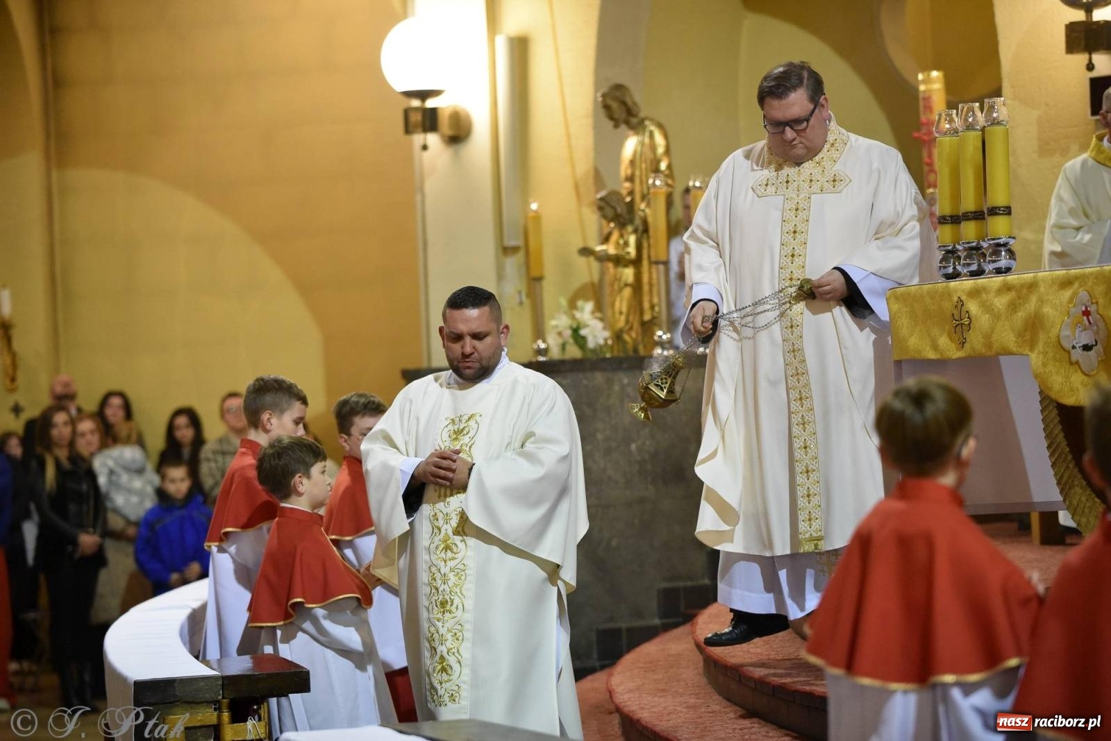 Zdjęcie w galerii na portalu naszraciborz.pl: Wielki Czwartek w raciborskich parafiach WNMP i NSPJ [FOTO i WIDEO] wiadomości z regionu