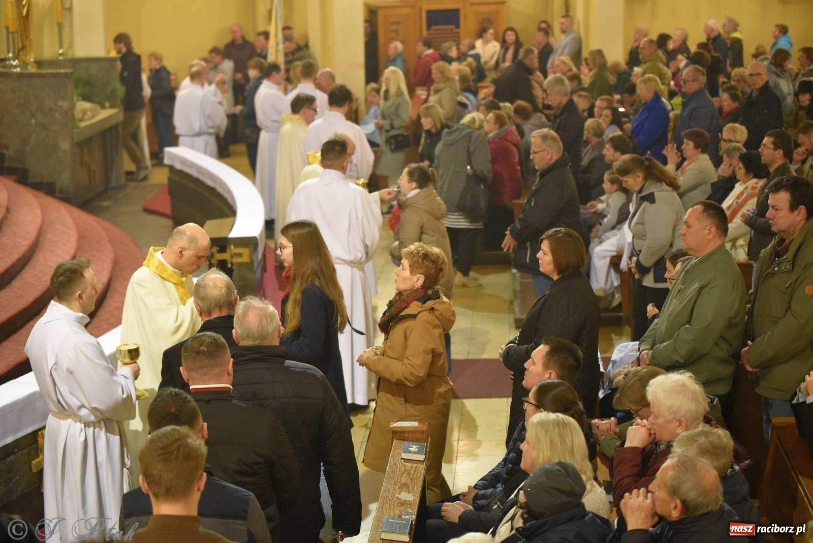 Zdjęcie w galerii na portalu naszraciborz.pl: Wielki Czwartek w raciborskich parafiach WNMP i NSPJ [FOTO i WIDEO] wiadomości z regionu