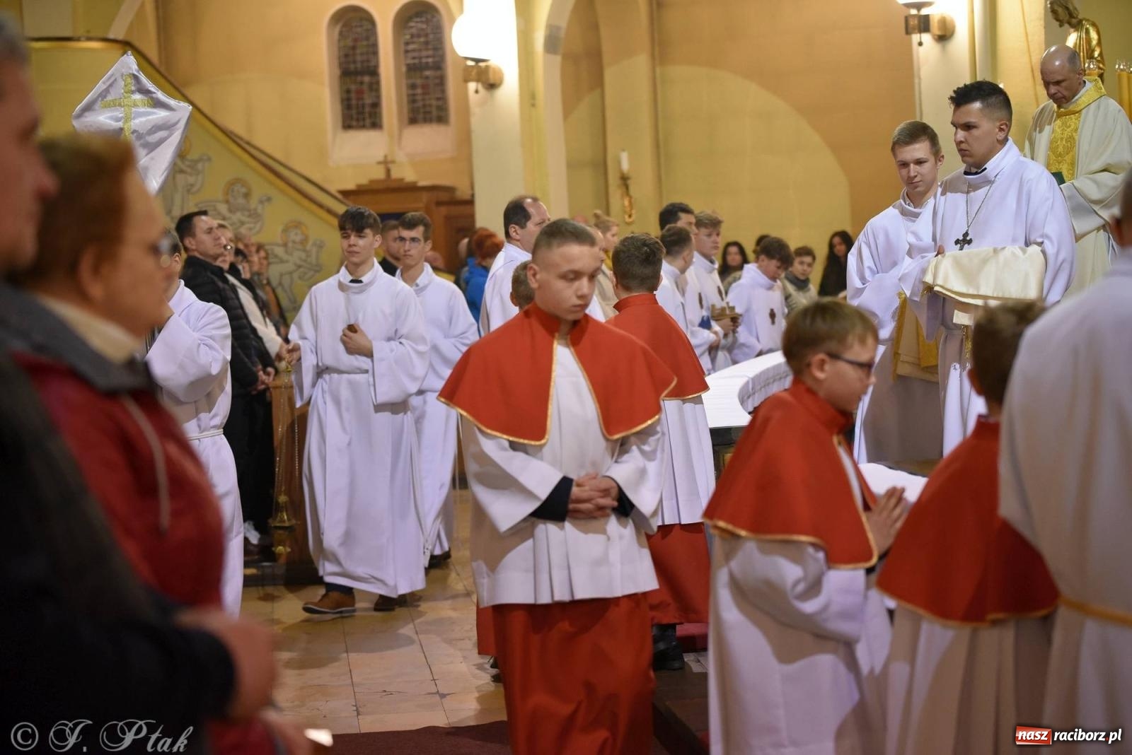 Zdjęcie w galerii na portalu naszraciborz.pl: Wielki Czwartek w raciborskich parafiach WNMP i NSPJ [FOTO i WIDEO] wiadomości z regionu