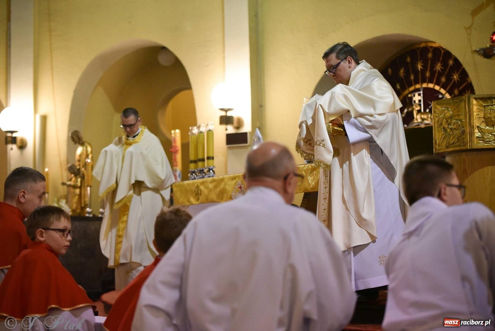 Zdjęcie w galerii na portalu naszraciborz.pl: Wielki Czwartek w raciborskich parafiach WNMP i NSPJ [FOTO i WIDEO] wiadomości z regionu