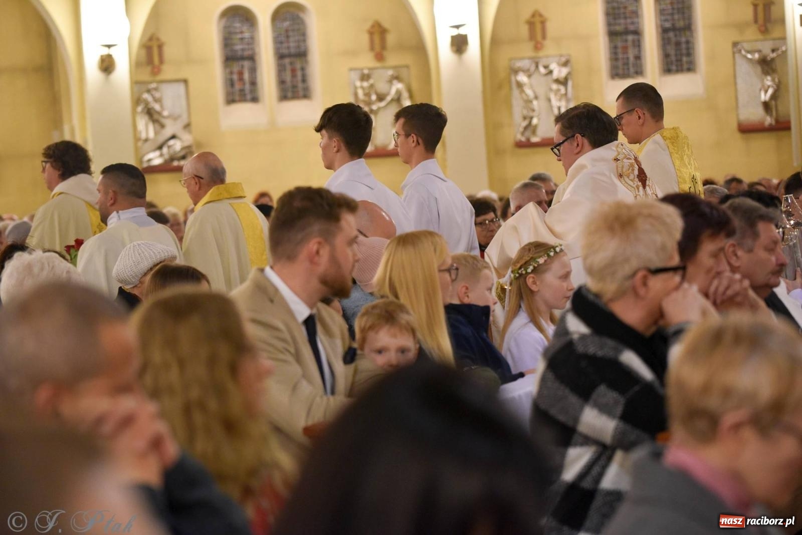 Zdjęcie w galerii na portalu naszraciborz.pl: Wielki Czwartek w raciborskich parafiach WNMP i NSPJ [FOTO i WIDEO] wiadomości z regionu