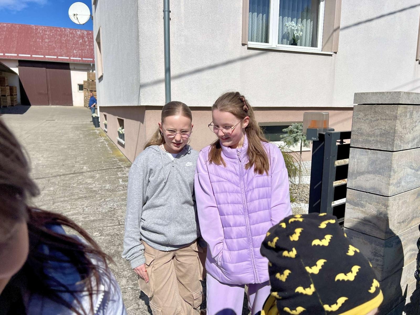 Zdjęcie w galerii na portalu naszraciborz.pl: Tradycja nie ginie. Wielkopiątkowe klekotanie w Sudole wiadomości z regionu