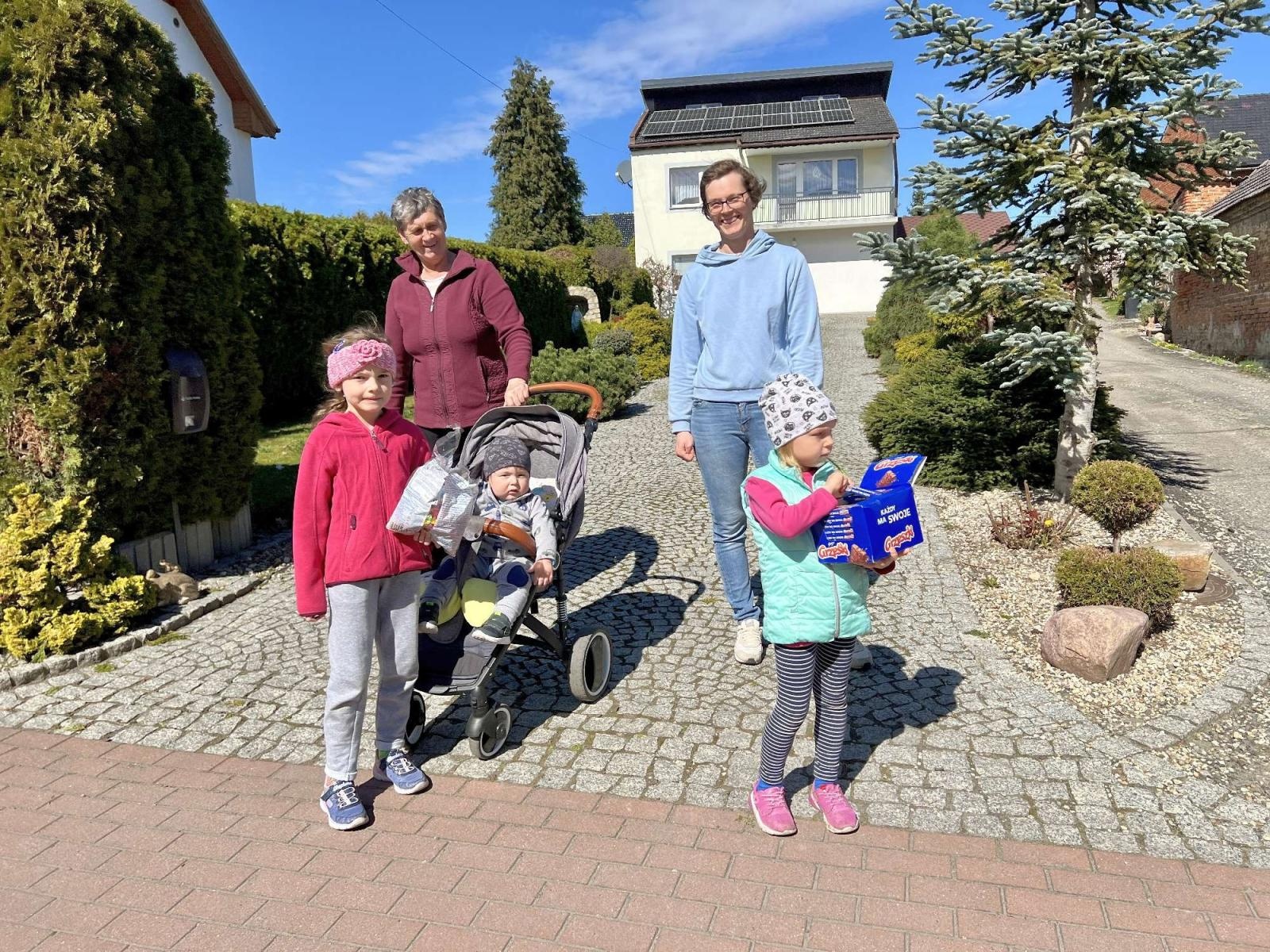 Zdjęcie w galerii na portalu naszraciborz.pl: Tradycja nie ginie. Wielkopiątkowe klekotanie w Sudole wiadomości z regionu