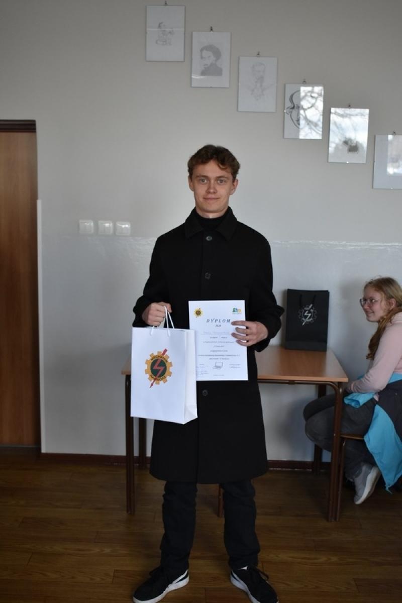 Zdjęcie w galerii na portalu naszraciborz.pl: Informatyczno-językowe zmagania w Mechaniku wiadomości z regionu