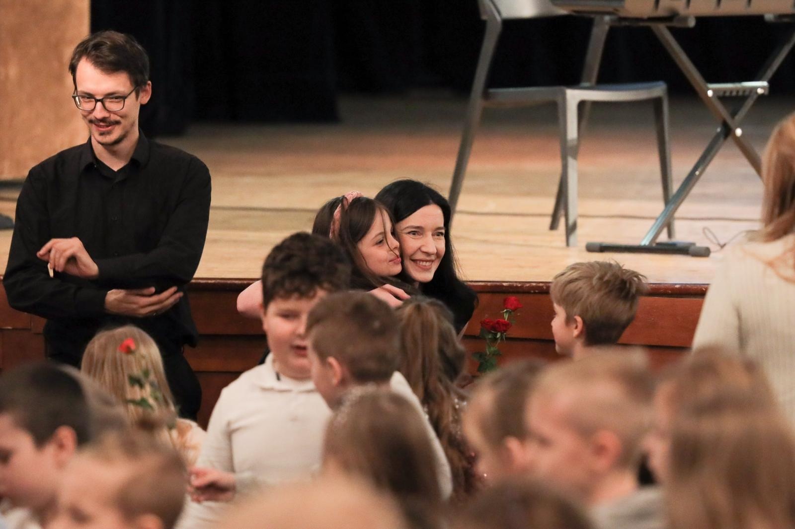 Zdjęcie w galerii na portalu naszraciborz.pl: Opera, musical i muzyka filmowa. Śpiew bohaterem marcowych koncertów umuzykalniających wiadomości z regionu