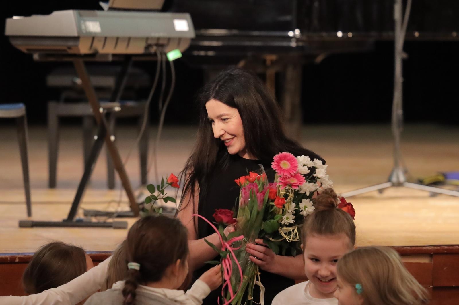 Zdjęcie w galerii na portalu naszraciborz.pl: Opera, musical i muzyka filmowa. Śpiew bohaterem marcowych koncertów umuzykalniających wiadomości z regionu