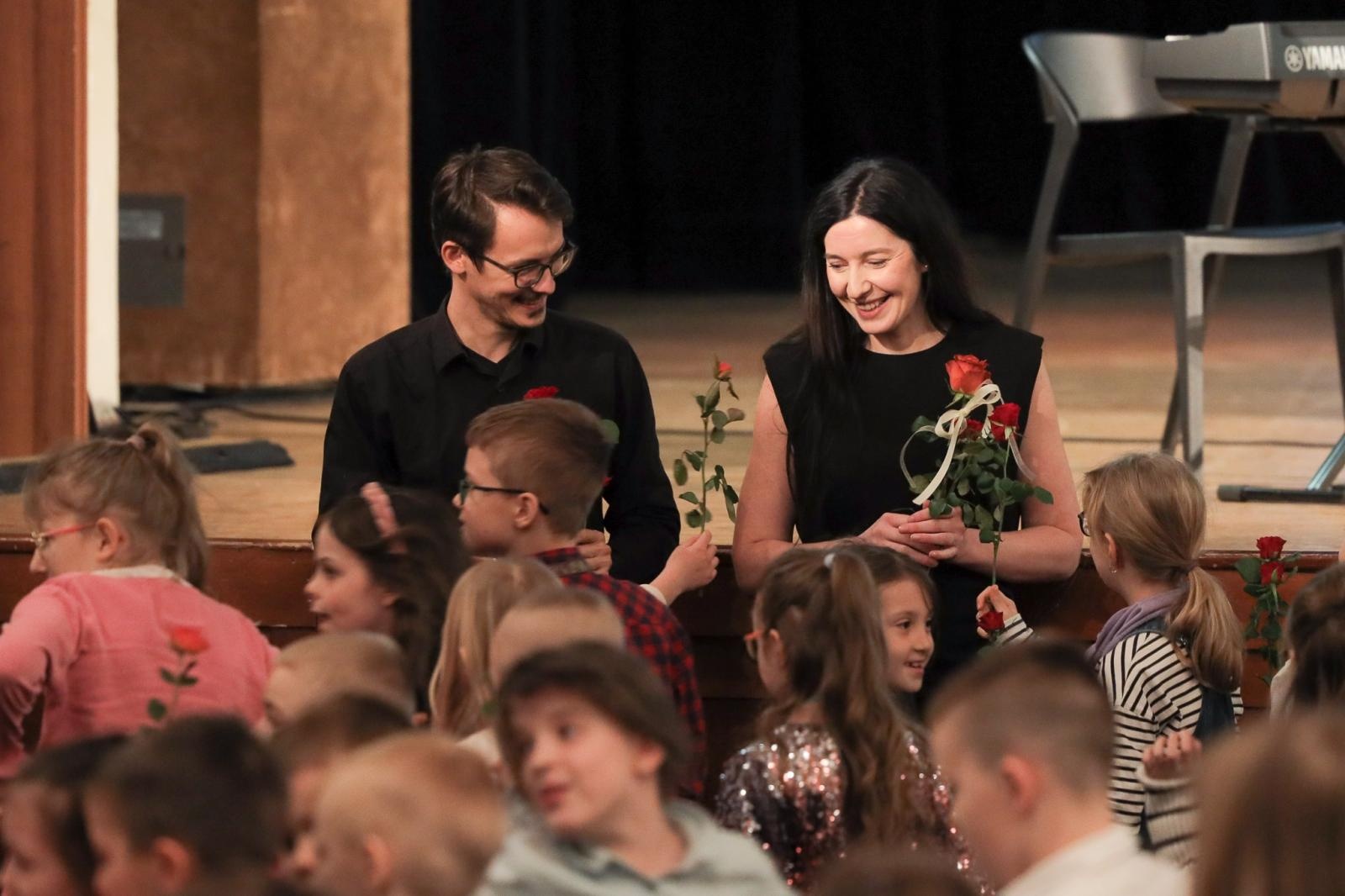 Zdjęcie w galerii na portalu naszraciborz.pl: Opera, musical i muzyka filmowa. Śpiew bohaterem marcowych koncertów umuzykalniających wiadomości z regionu