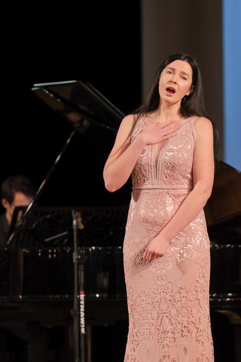 Zdjęcie w galerii na portalu naszraciborz.pl: Opera, musical i muzyka filmowa. Śpiew bohaterem marcowych koncertów umuzykalniających wiadomości z regionu