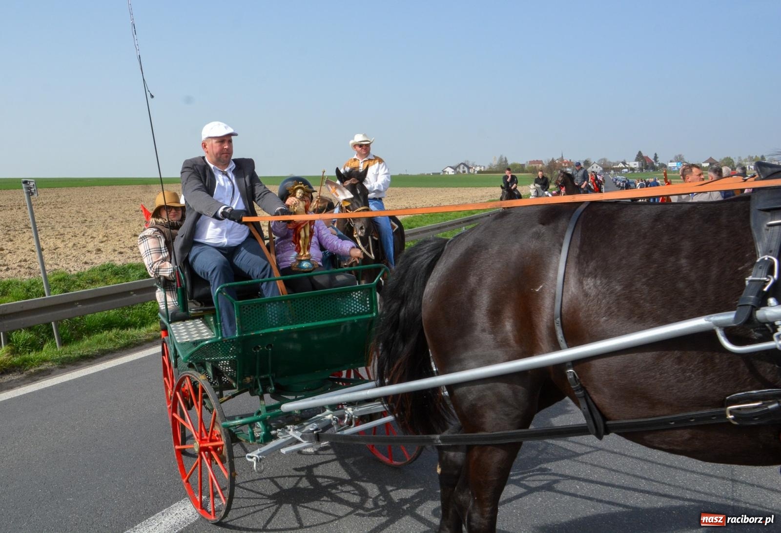 Zdjęcie w galerii na portalu naszraciborz.pl: Procesja wielkanocna w Raciborzu-Sudole [FOTO i WIDEO] wiadomości z regionu