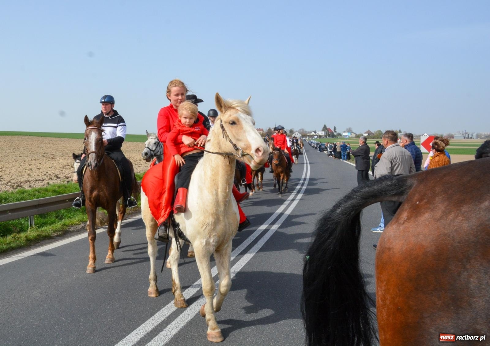 Zdjęcie w galerii na portalu naszraciborz.pl: Procesja wielkanocna w Raciborzu-Sudole [FOTO i WIDEO] wiadomości z regionu