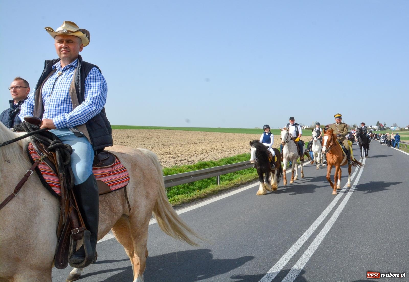 Zdjęcie w galerii na portalu naszraciborz.pl: Procesja wielkanocna w Raciborzu-Sudole [FOTO i WIDEO] wiadomości z regionu