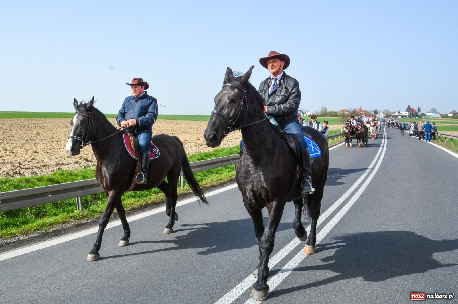 Zdjęcie w galerii na portalu naszraciborz.pl: Procesja wielkanocna w Raciborzu-Sudole [FOTO i WIDEO] wiadomości z regionu