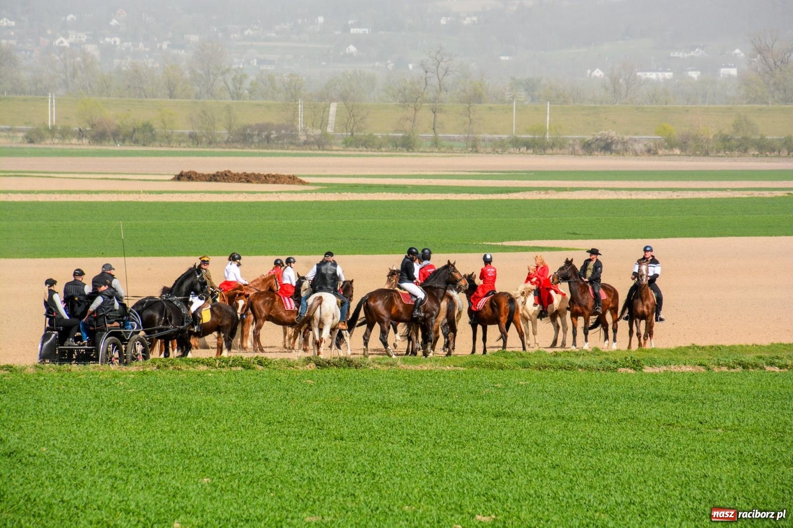Zdjęcie w galerii na portalu naszraciborz.pl: Procesja wielkanocna w Raciborzu-Sudole [FOTO i WIDEO] wiadomości z regionu