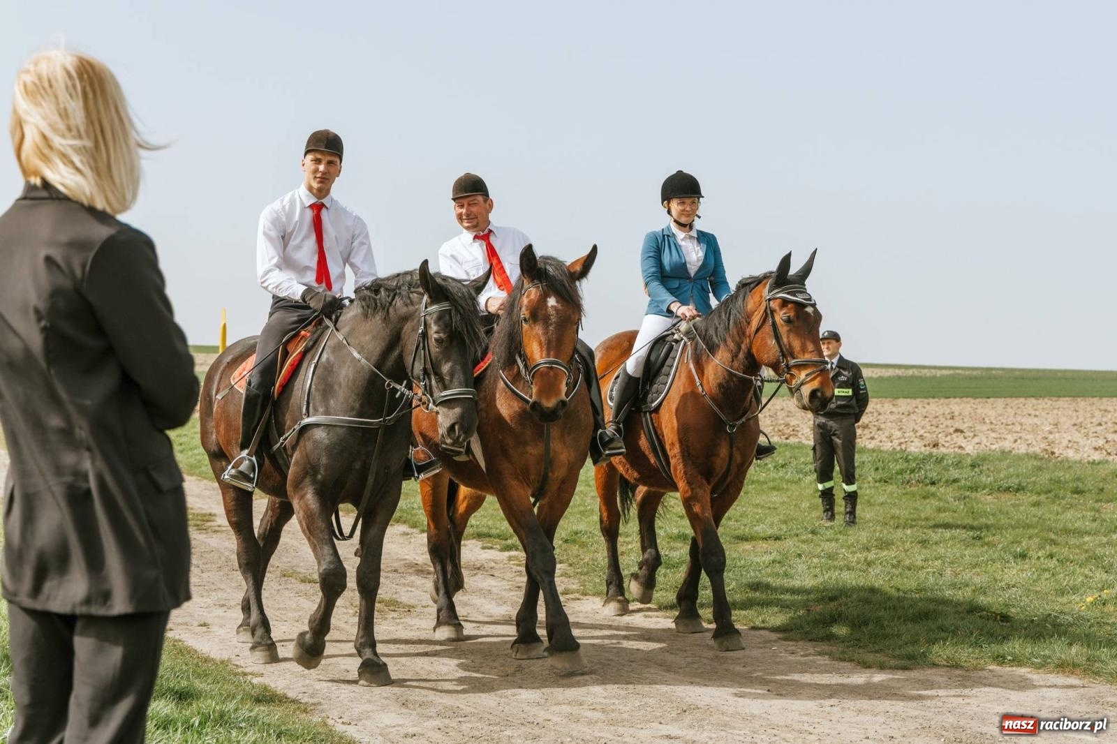 Zdjęcie w galerii na portalu naszraciborz.pl: Procesje konne w Bieńkowicach, Pietrowicach Wielkich i Sudole [FOTO] wiadomości z regionu