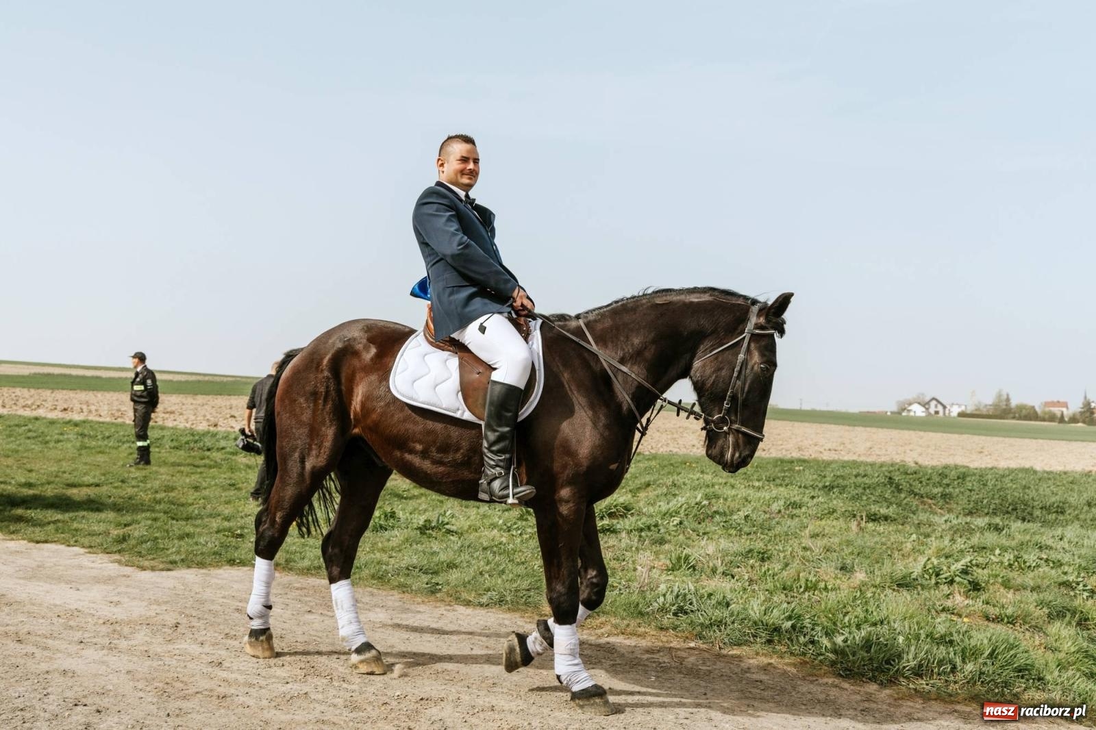 Zdjęcie w galerii na portalu naszraciborz.pl: Procesje konne w Bieńkowicach, Pietrowicach Wielkich i Sudole [FOTO] wiadomości z regionu