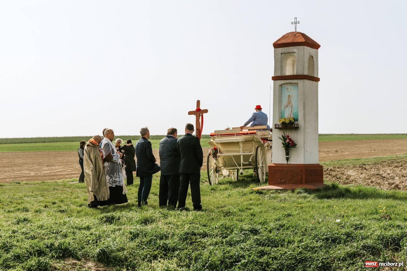Zdjęcie w galerii na portalu naszraciborz.pl: Procesje konne w Bieńkowicach, Pietrowicach Wielkich i Sudole [FOTO] wiadomości z regionu