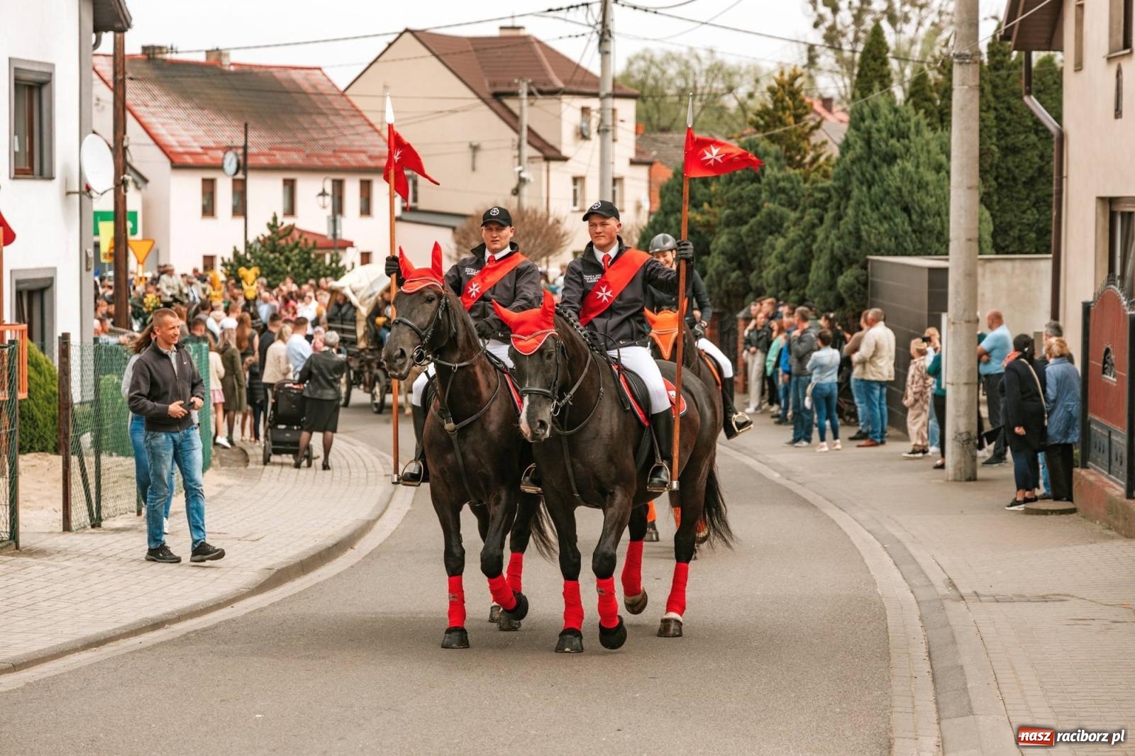 Zdjęcie w galerii na portalu naszraciborz.pl: Procesje konne w Bieńkowicach, Pietrowicach Wielkich i Sudole [FOTO] wiadomości z regionu
