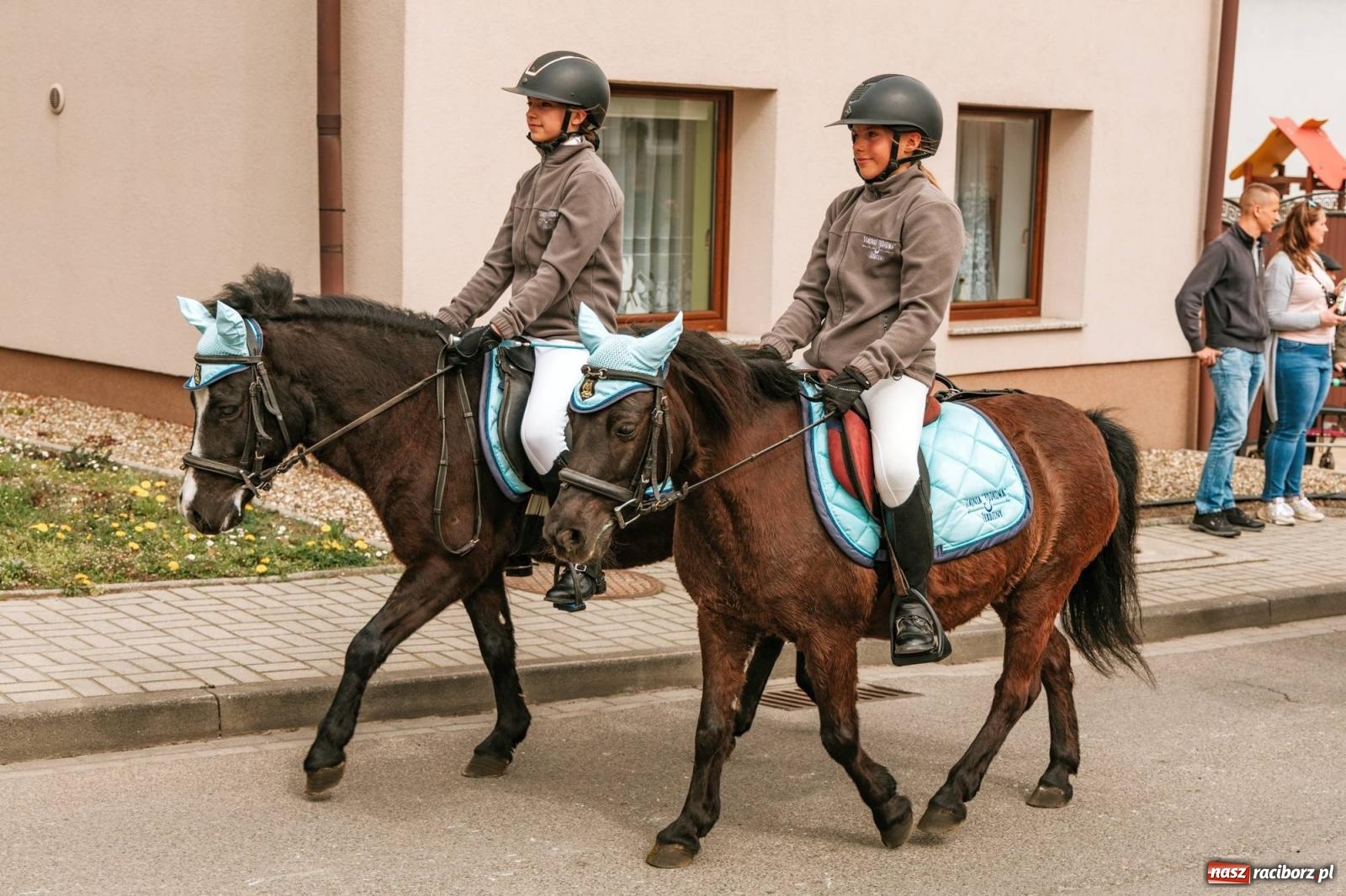 Zdjęcie w galerii na portalu naszraciborz.pl: Procesje konne w Bieńkowicach, Pietrowicach Wielkich i Sudole [FOTO] wiadomości z regionu