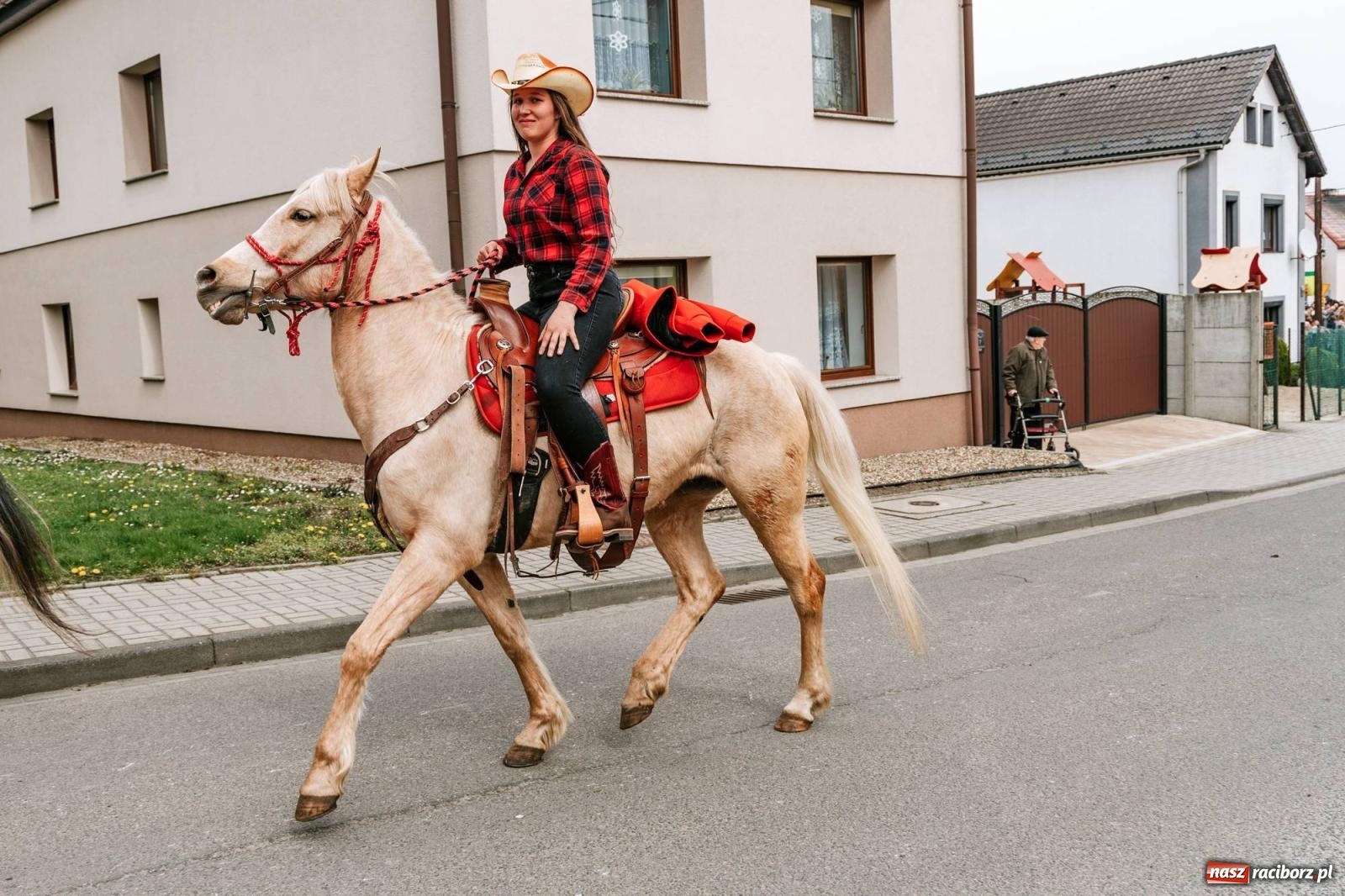 Zdjęcie w galerii na portalu naszraciborz.pl: Procesje konne w Bieńkowicach, Pietrowicach Wielkich i Sudole [FOTO] wiadomości z regionu