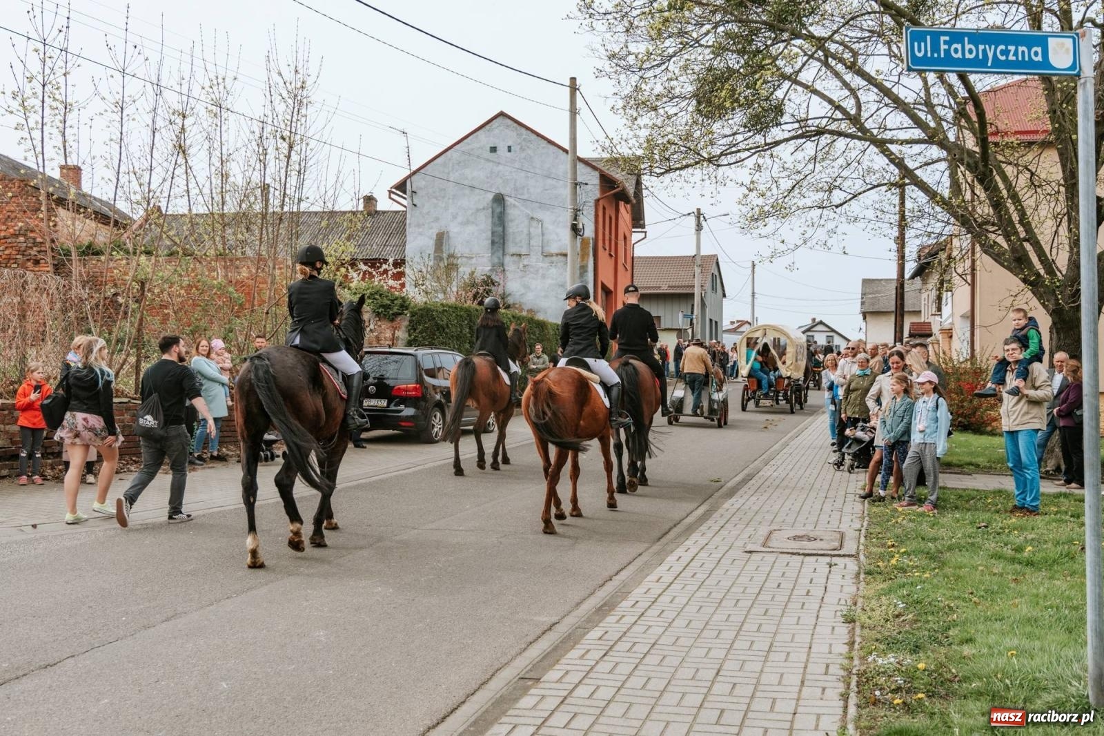 Zdjęcie w galerii na portalu naszraciborz.pl: Procesje konne w Bieńkowicach, Pietrowicach Wielkich i Sudole [FOTO] wiadomości z regionu