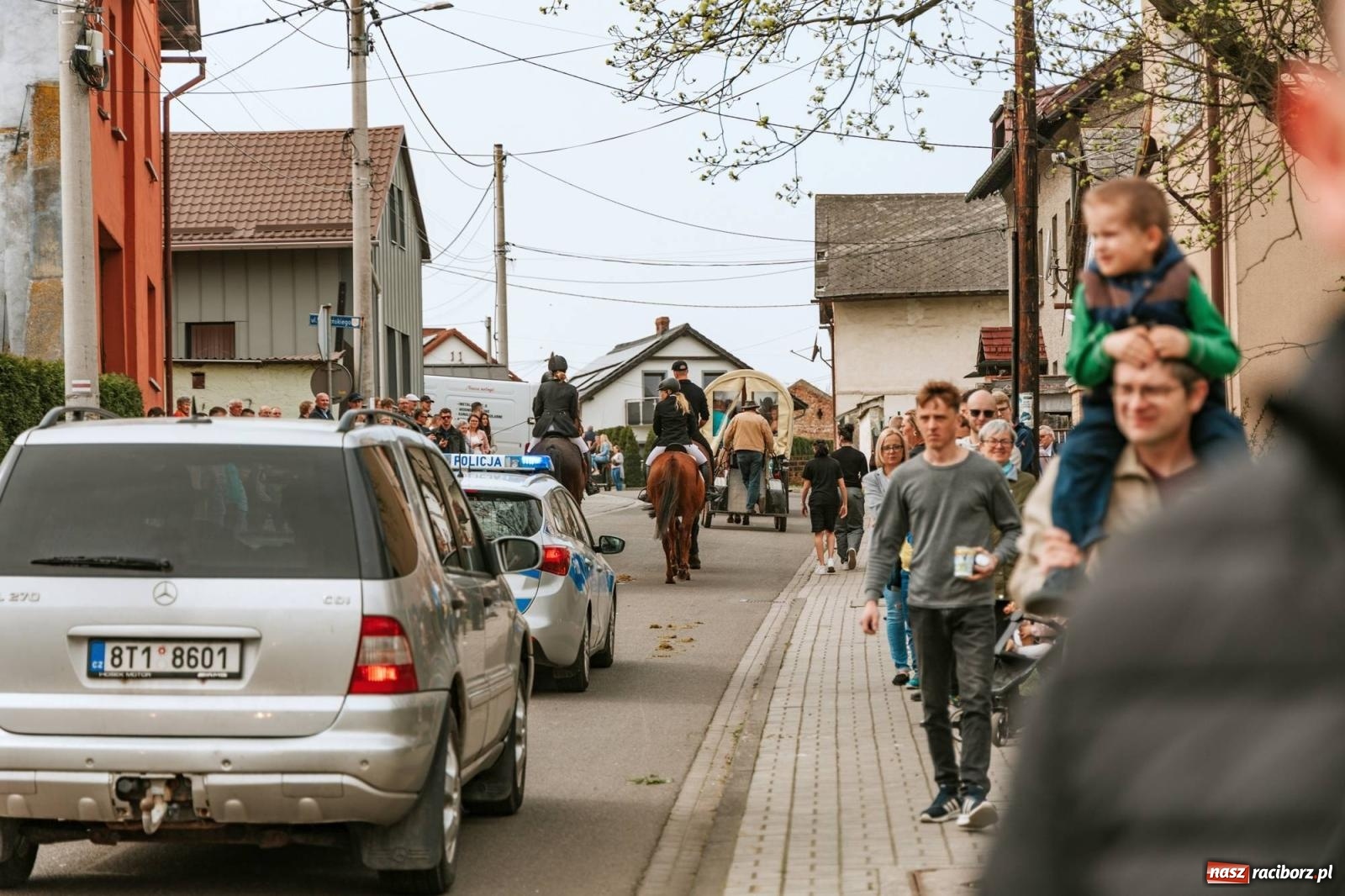Zdjęcie w galerii na portalu naszraciborz.pl: Procesje konne w Bieńkowicach, Pietrowicach Wielkich i Sudole [FOTO] wiadomości z regionu