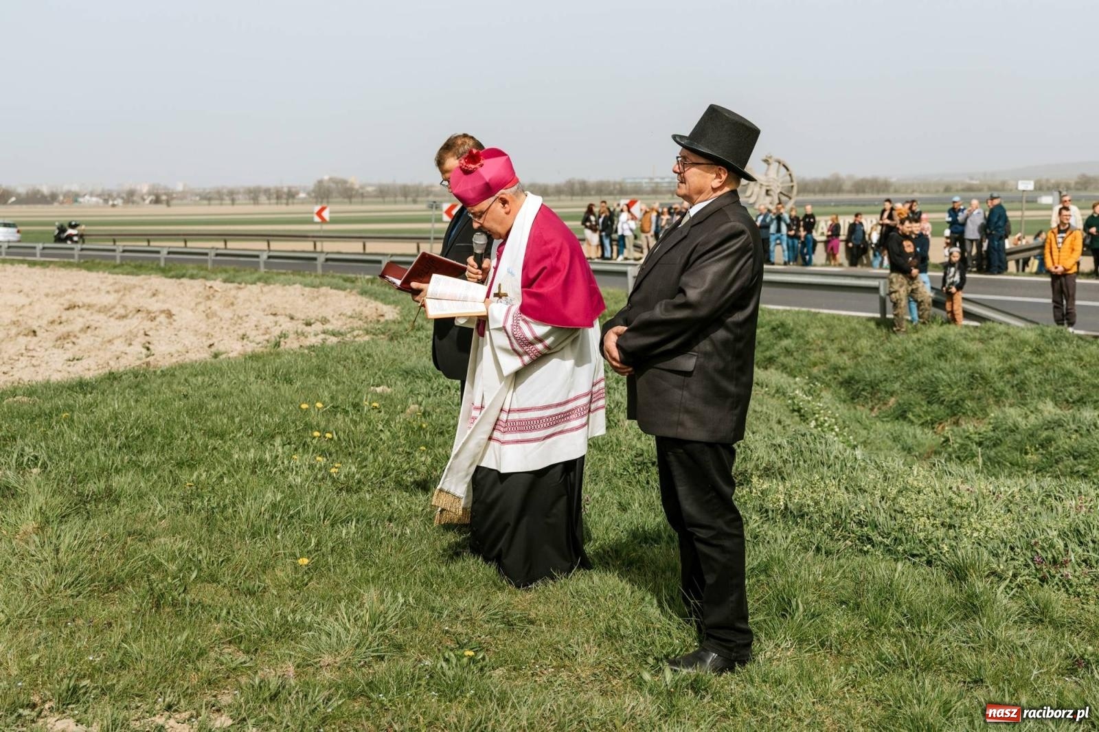 Zdjęcie w galerii na portalu naszraciborz.pl: Procesje konne w Bieńkowicach, Pietrowicach Wielkich i Sudole [FOTO] wiadomości z regionu