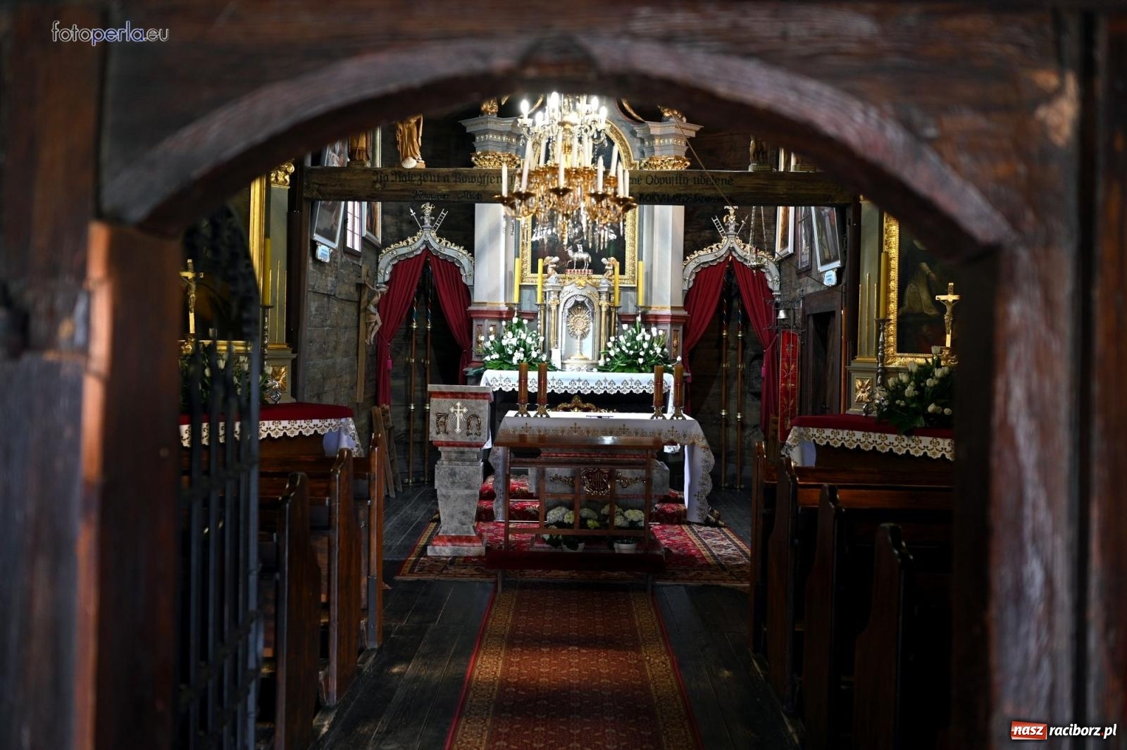 Zdjęcie w galerii na portalu naszraciborz.pl: Procesja w Pietrowicach Wielkich - nabożeństwo i wyścigi wiadomości z regionu