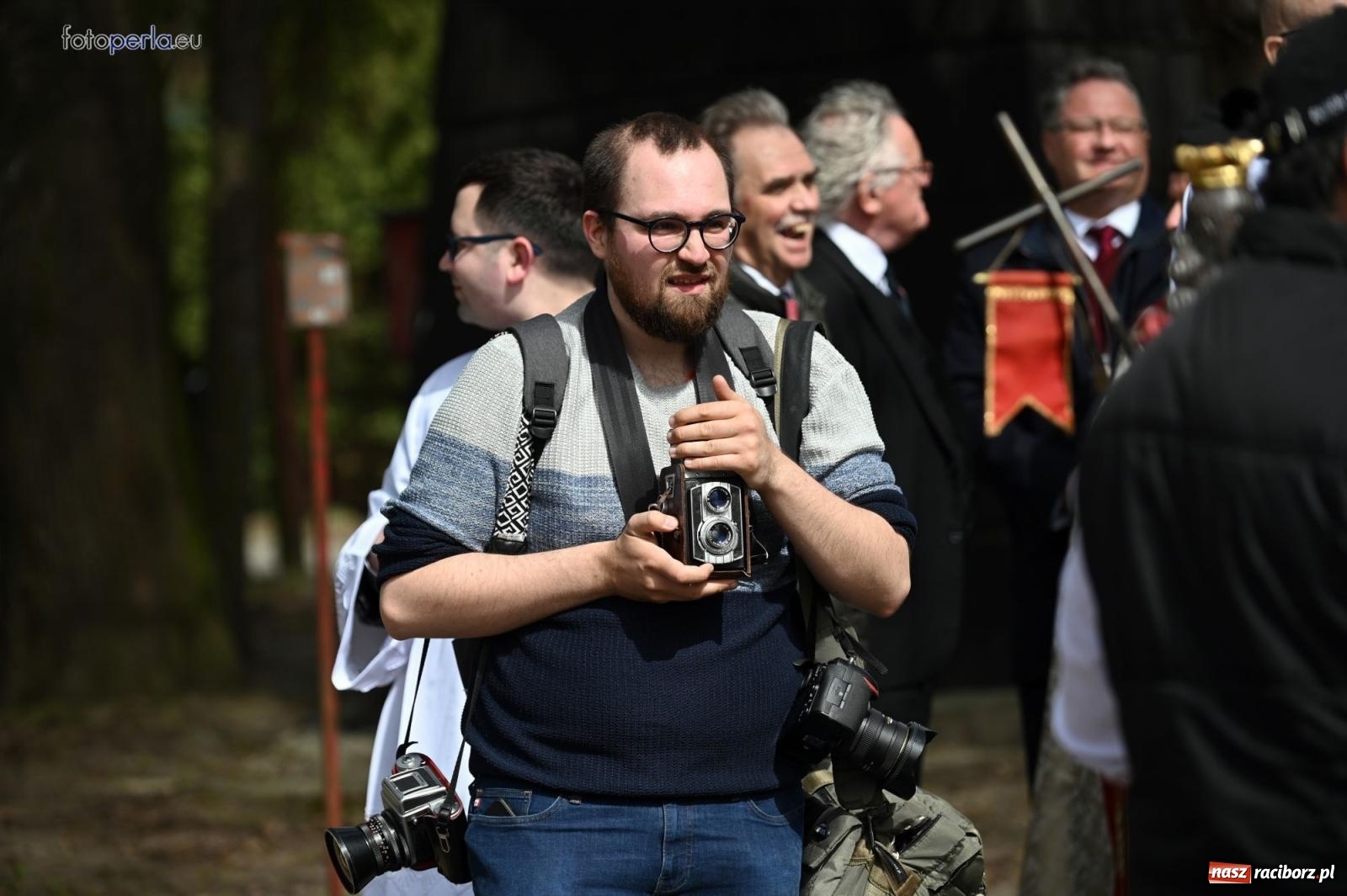 Zdjęcie w galerii na portalu naszraciborz.pl: Procesja w Pietrowicach Wielkich - nabożeństwo i wyścigi wiadomości z regionu