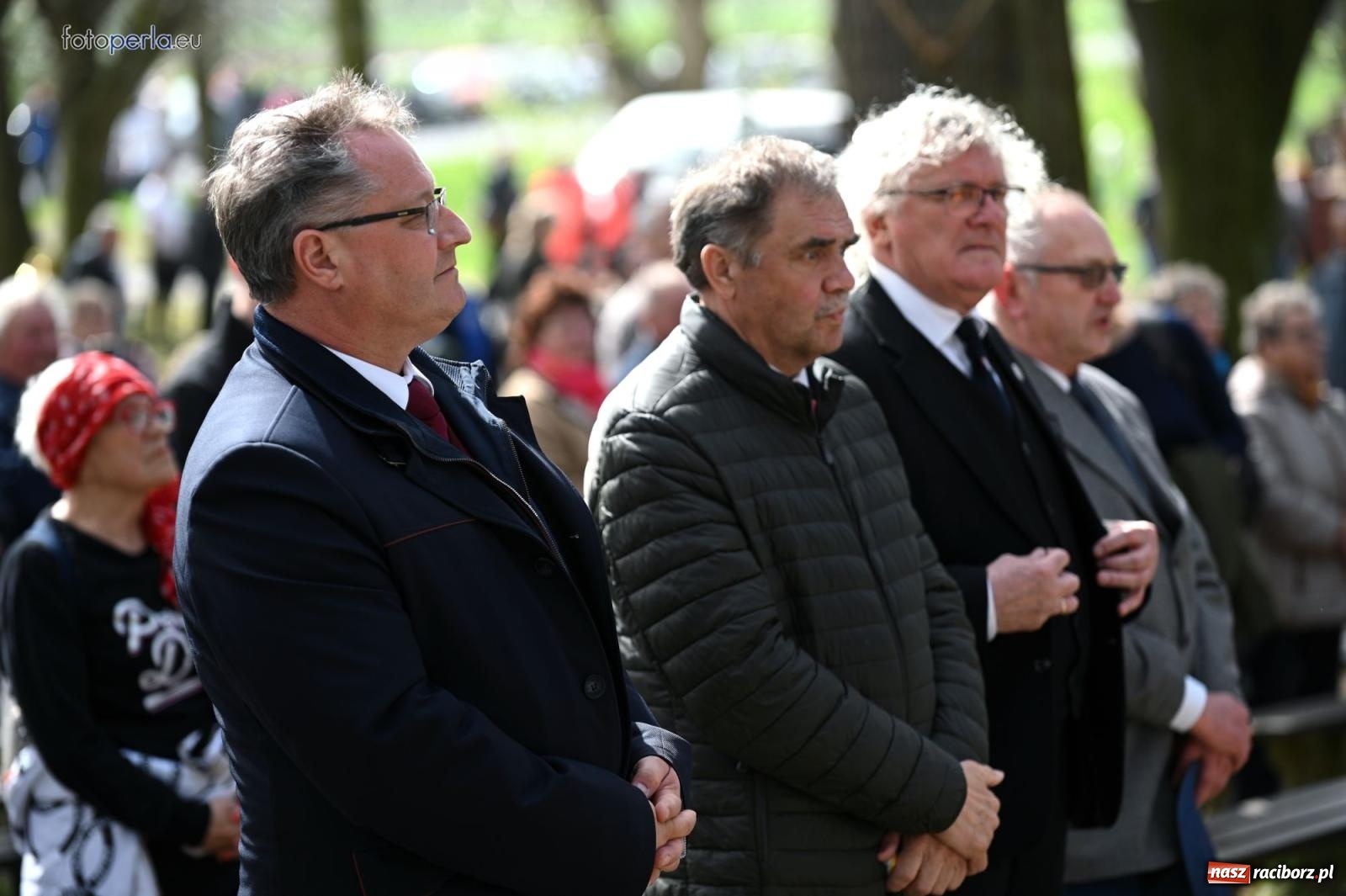 Zdjęcie w galerii na portalu naszraciborz.pl: Procesja w Pietrowicach Wielkich - nabożeństwo i wyścigi wiadomości z regionu