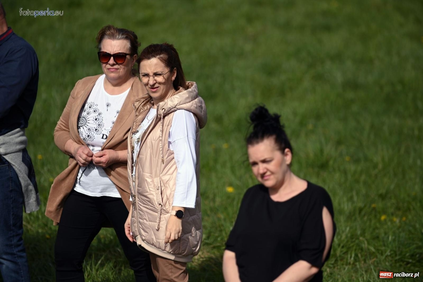 Zdjęcie w galerii na portalu naszraciborz.pl: Procesja w Pietrowicach Wielkich - nabożeństwo i wyścigi wiadomości z regionu