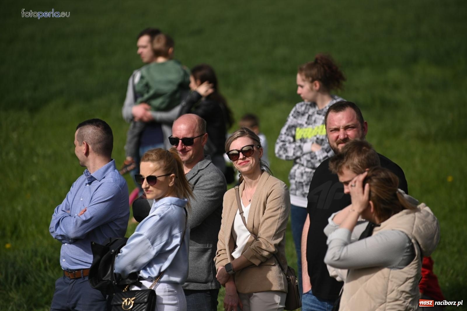 Zdjęcie w galerii na portalu naszraciborz.pl: Procesja w Pietrowicach Wielkich - nabożeństwo i wyścigi wiadomości z regionu