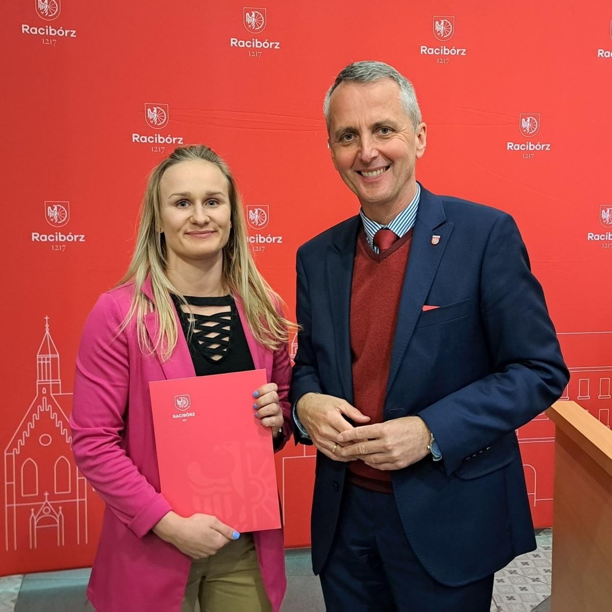 Zdjęcie w galerii na portalu naszraciborz.pl: Nagrody sportowe od miasta Racibórz wręczone wiadomości z regionu