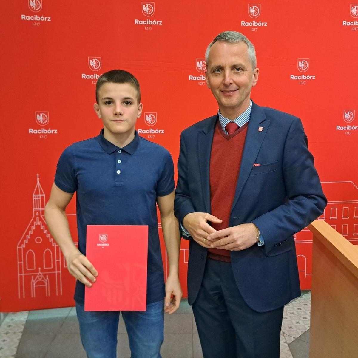 Zdjęcie w galerii na portalu naszraciborz.pl: Nagrody sportowe od miasta Racibórz wręczone wiadomości z regionu