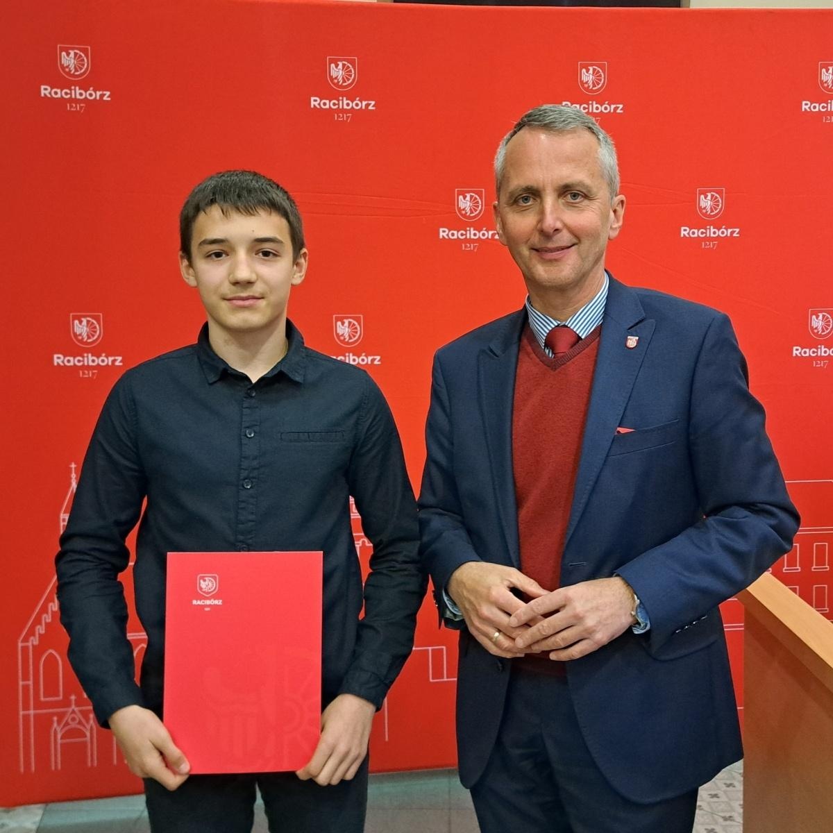 Zdjęcie w galerii na portalu naszraciborz.pl: Nagrody sportowe od miasta Racibórz wręczone wiadomości z regionu