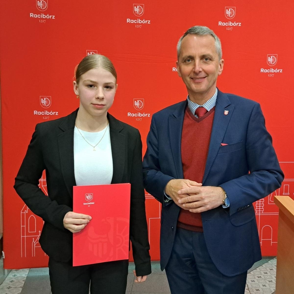 Zdjęcie w galerii na portalu naszraciborz.pl: Nagrody sportowe od miasta Racibórz wręczone wiadomości z regionu