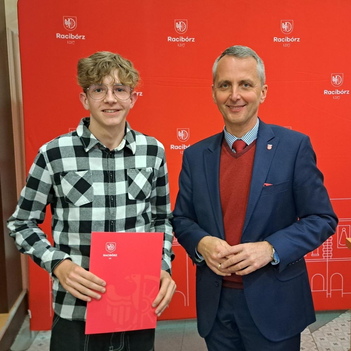 Zdjęcie w galerii na portalu naszraciborz.pl: Nagrody sportowe od miasta Racibórz wręczone wiadomości z regionu