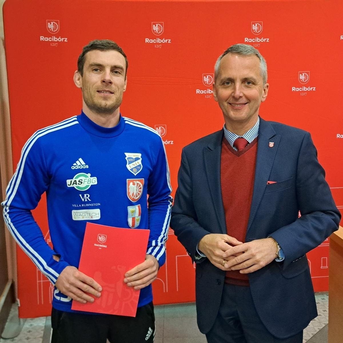 Zdjęcie w galerii na portalu naszraciborz.pl: Nagrody sportowe od miasta Racibórz wręczone wiadomości z regionu