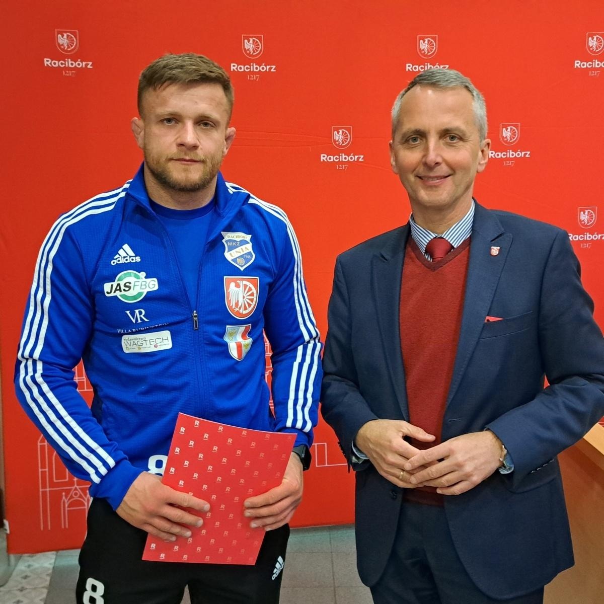 Zdjęcie w galerii na portalu naszraciborz.pl: Nagrody sportowe od miasta Racibórz wręczone wiadomości z regionu