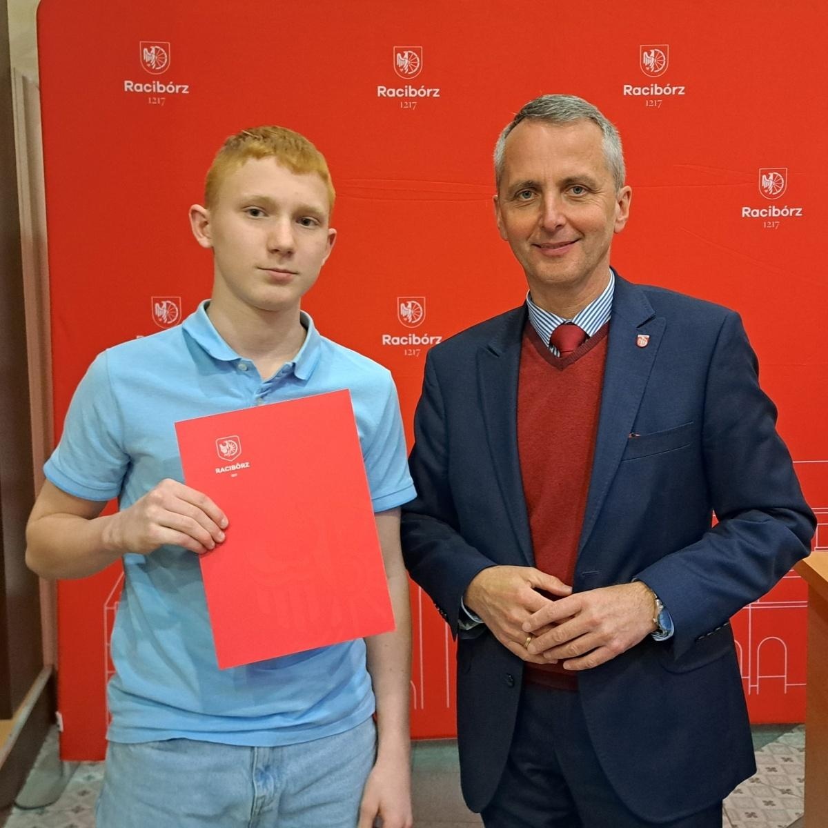 Zdjęcie w galerii na portalu naszraciborz.pl: Nagrody sportowe od miasta Racibórz wręczone wiadomości z regionu