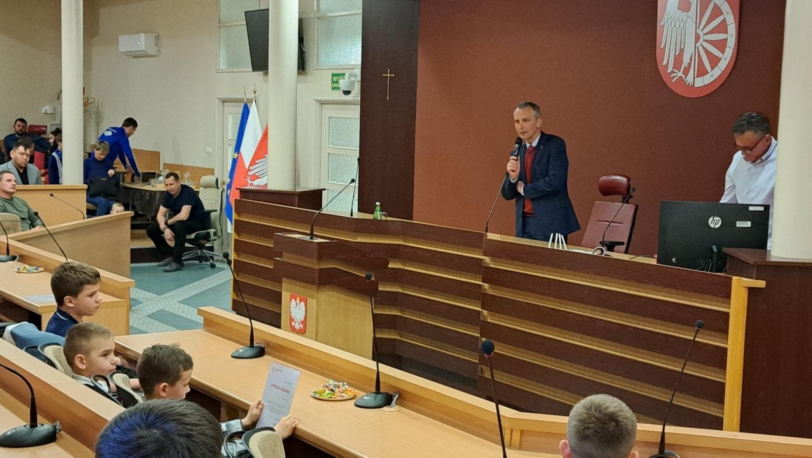 Zdjęcie w galerii na portalu naszraciborz.pl: Nagrody sportowe od miasta Racibórz wręczone wiadomości z regionu