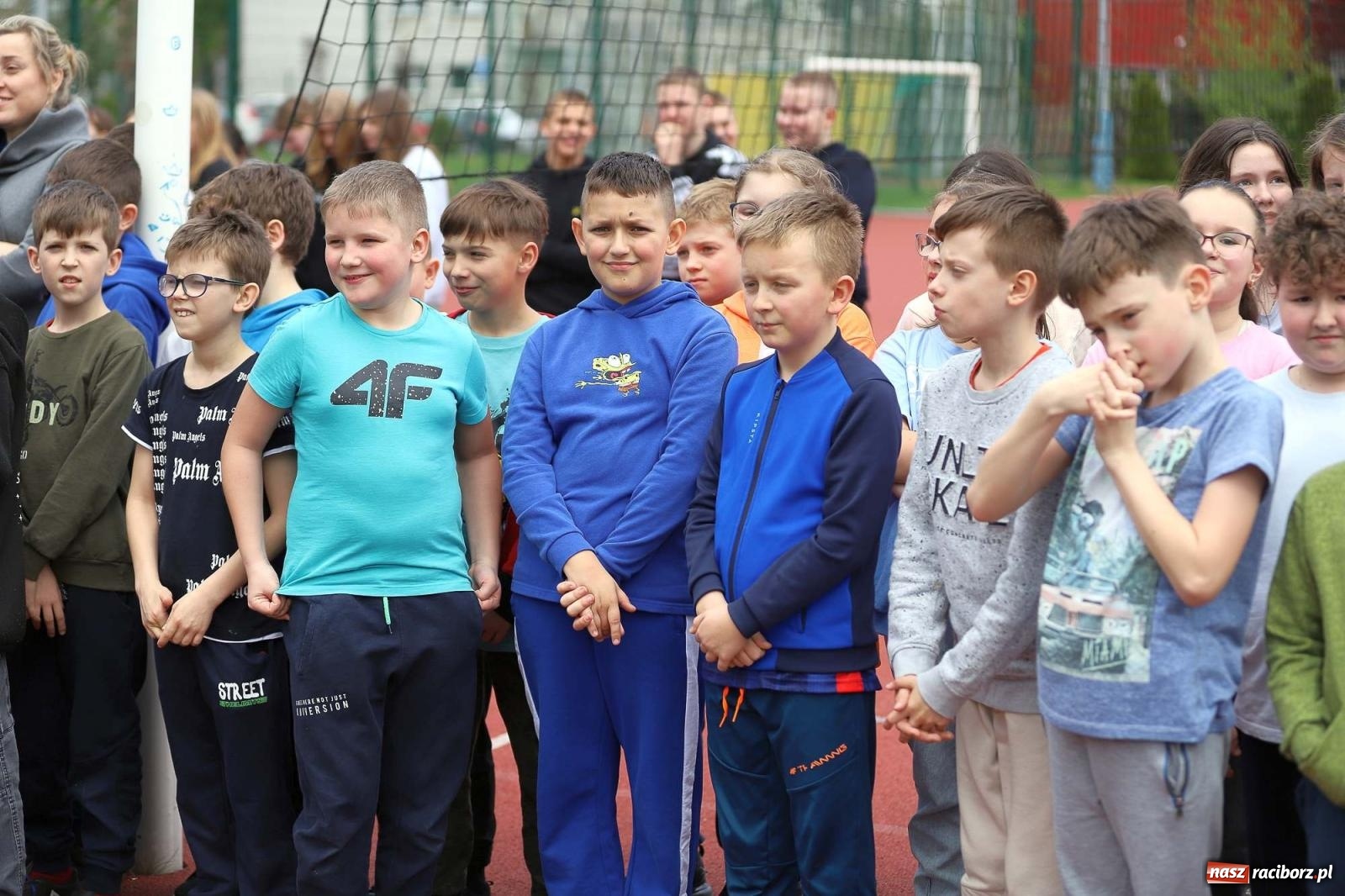 Zdjęcie w galerii na portalu naszraciborz.pl: Dzień Świadomości Autyzmu w SP 13 [FOTO i WIDEO] wiadomości z regionu