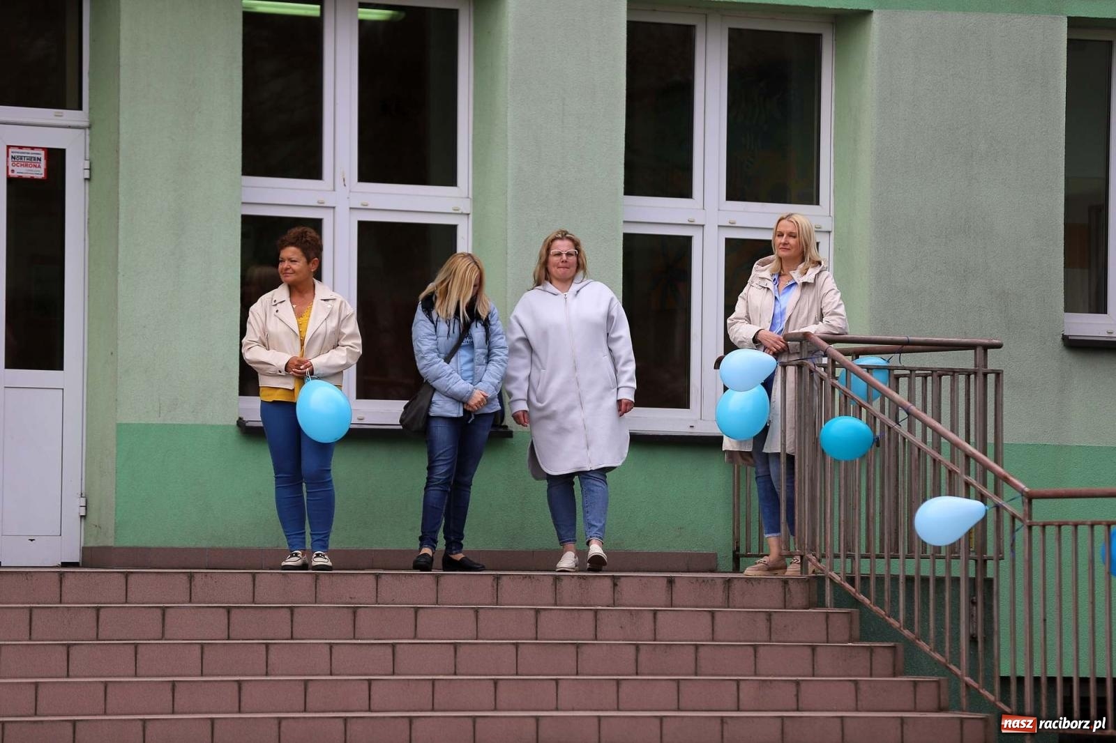 Zdjęcie w galerii na portalu naszraciborz.pl: Dzień Świadomości Autyzmu w SP 13 [FOTO i WIDEO] wiadomości z regionu