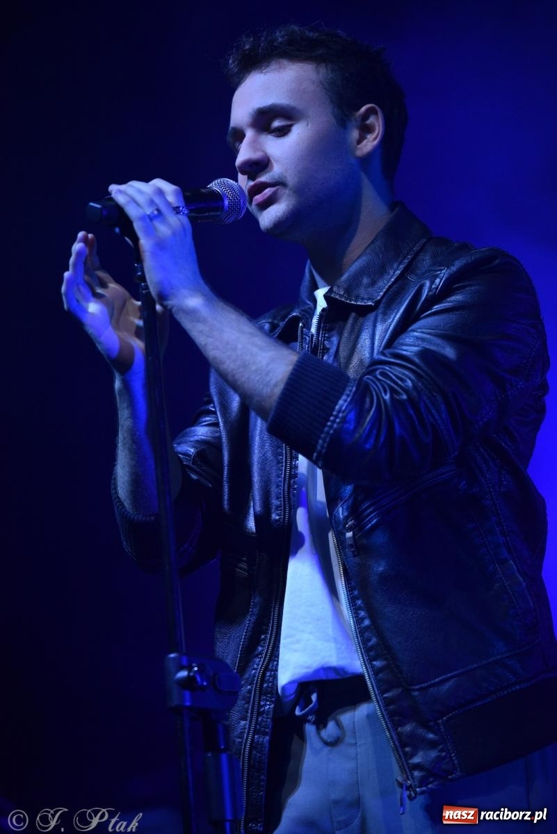 Zdjęcie w galerii na portalu naszraciborz.pl: Janek Górka z siostrami przed raciborską publicznością [FOTO i WIDEO] wiadomości z regionu