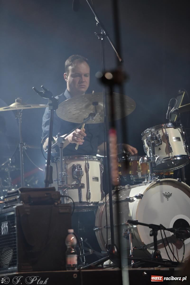 Zdjęcie w galerii na portalu naszraciborz.pl: Janek Górka z siostrami przed raciborską publicznością [FOTO i WIDEO] wiadomości z regionu