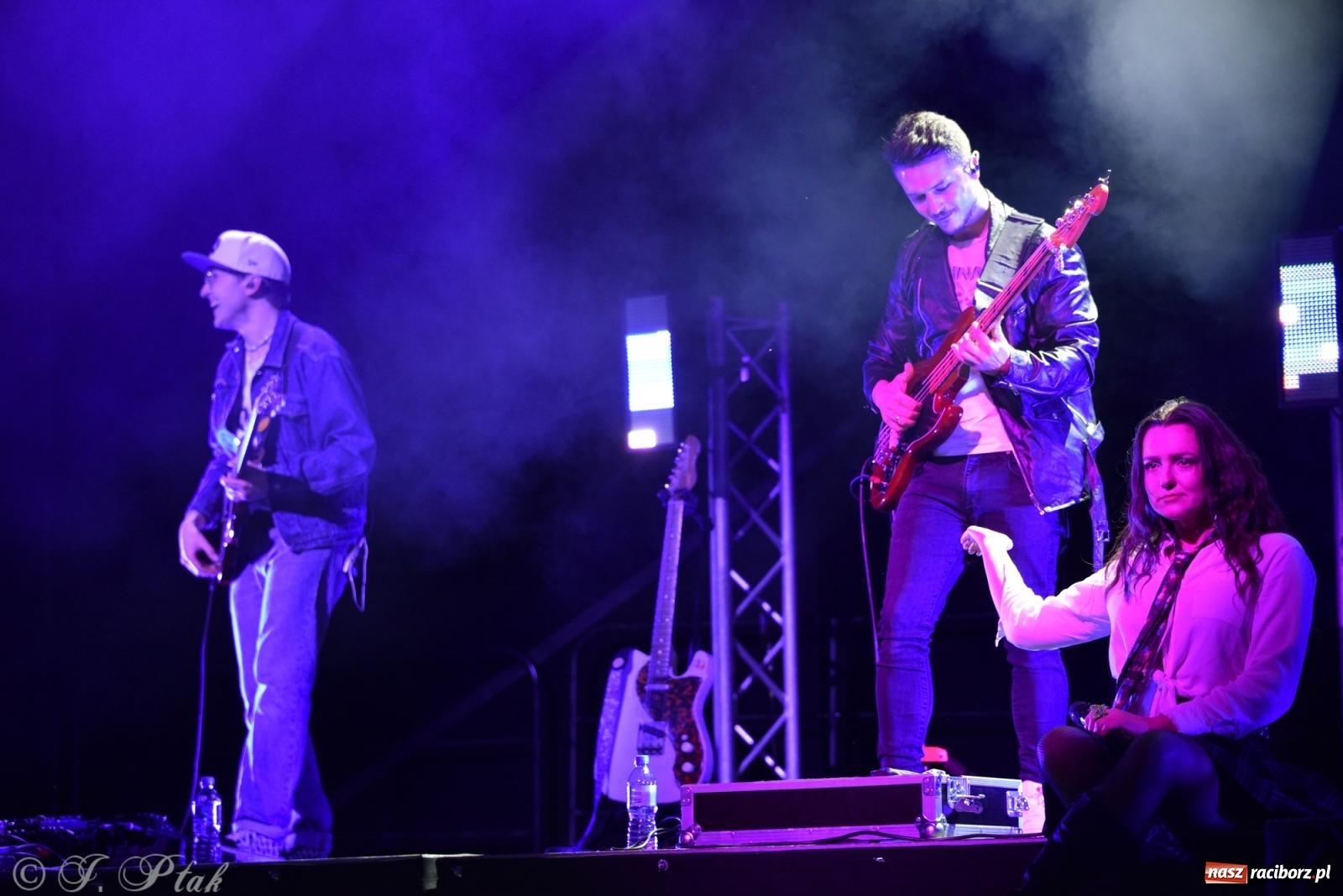 Zdjęcie w galerii na portalu naszraciborz.pl: Lanberry zaśpiewała na placu Długosza [FOTO i WIDEO] wiadomości z regionu