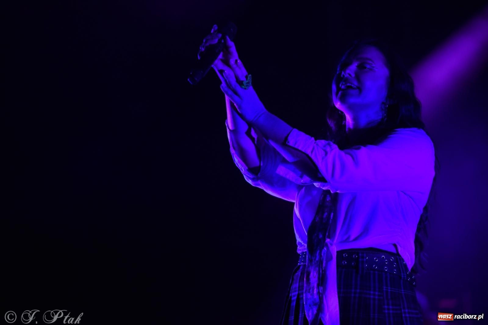 Zdjęcie w galerii na portalu naszraciborz.pl: Lanberry zaśpiewała na placu Długosza [FOTO i WIDEO] wiadomości z regionu