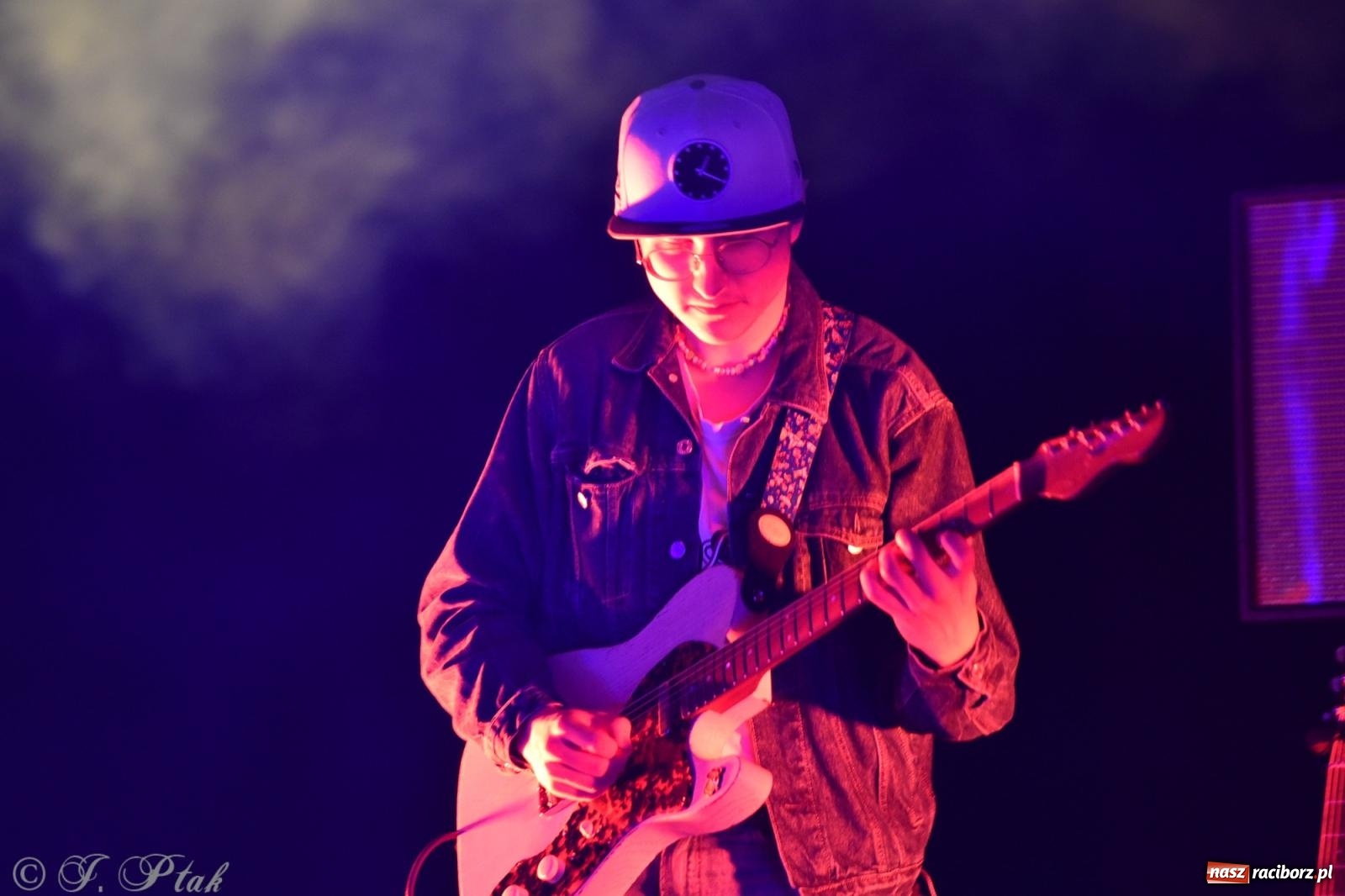 Zdjęcie w galerii na portalu naszraciborz.pl: Lanberry zaśpiewała na placu Długosza [FOTO i WIDEO] wiadomości z regionu