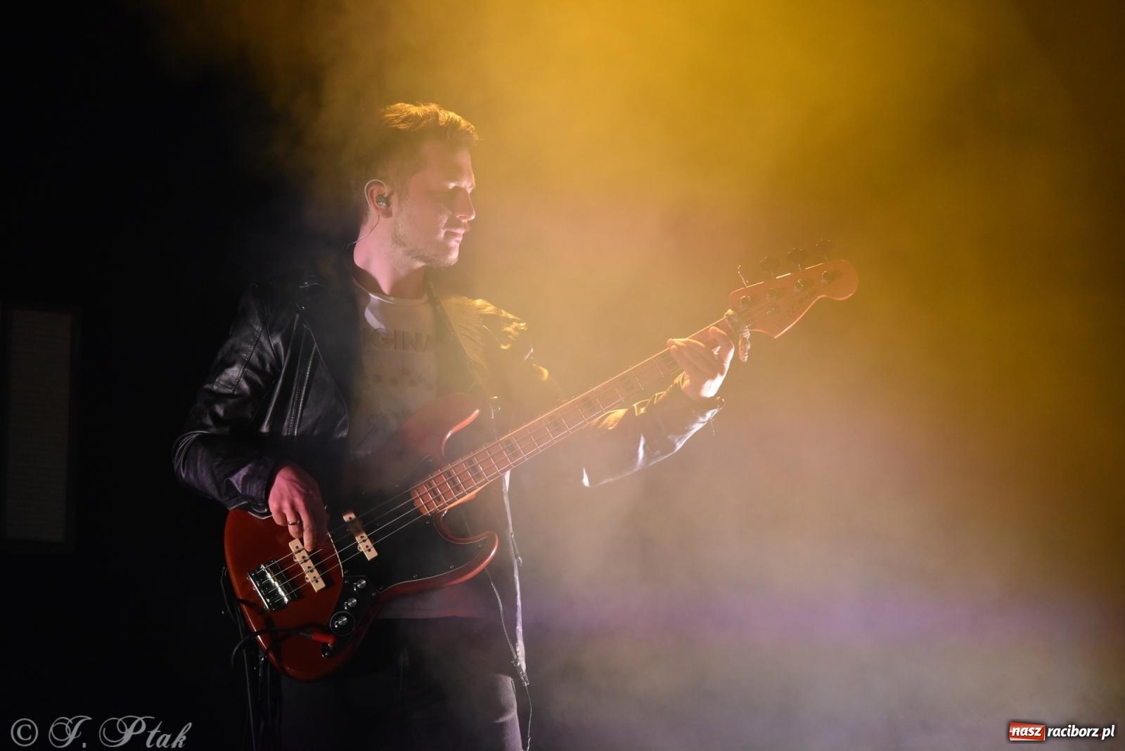 Zdjęcie w galerii na portalu naszraciborz.pl: Lanberry zaśpiewała na placu Długosza [FOTO i WIDEO] wiadomości z regionu